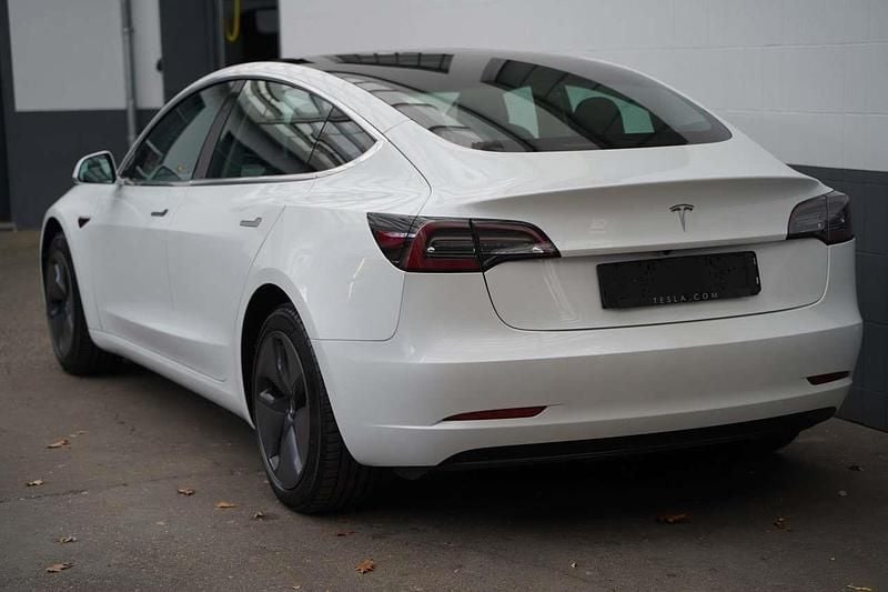 Usata Tesla Model 3 Standard Range 87 kW (119 CV) 2021 Berlina