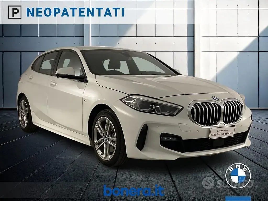 Usata BMW 116 M Sport 116 CV (85 kW) 2022 Bianco Utilitaria