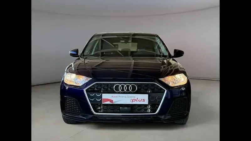 Usata Audi A1 Sportback Business 116 CV (85 kW) 2025 Blu Utilitaria