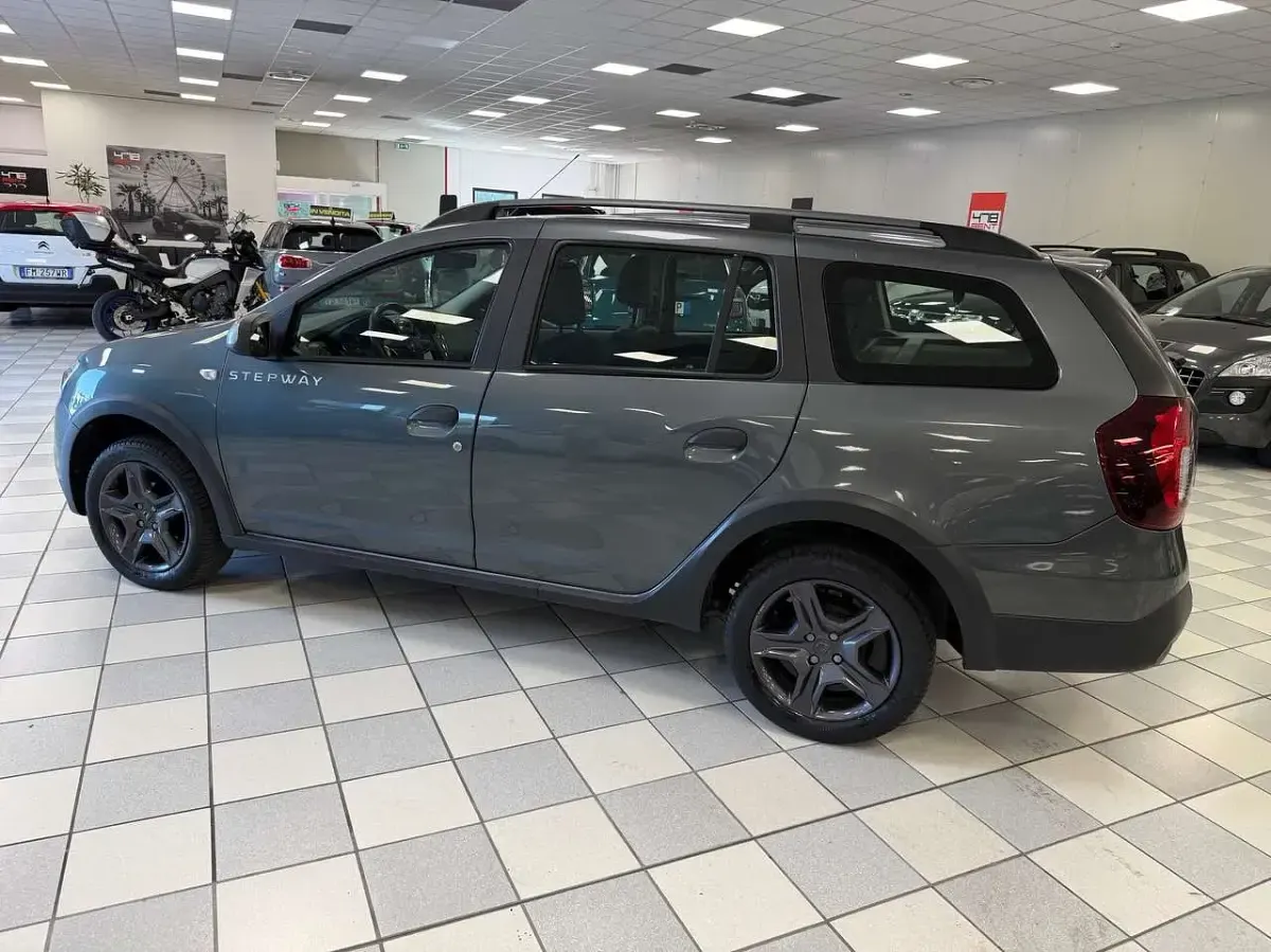 Usata Dacia Logan Stepway 90 CV (66 kW) 2018 Grigio Station wagon