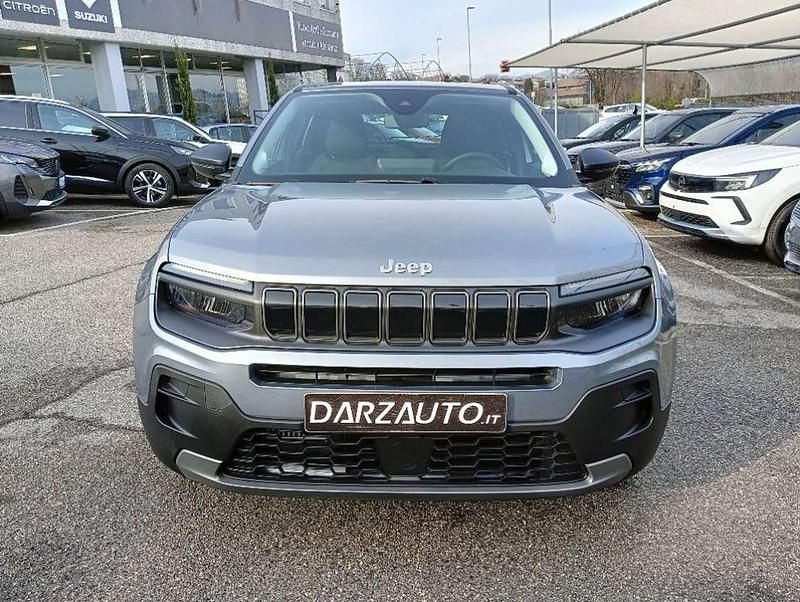 Nuova Jeep Avenger Longitude 101 CV (74 kW) 2025 Grigio stone SUV