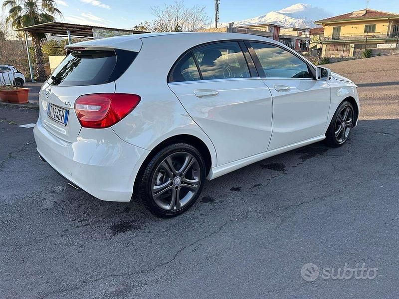 Usata Mercedes A180 109 CV (80 kW) 2013 Bianco Berlina