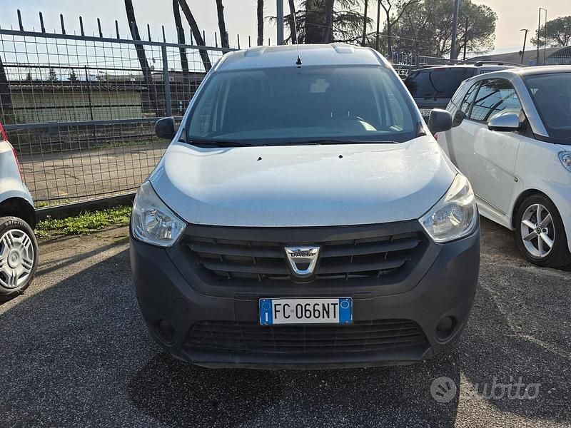 Usata Dacia Dokker 85 CV (62 kW) 2017 Bianco Monovolume