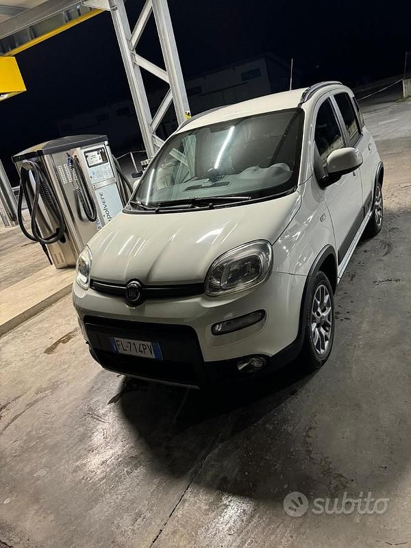 Occasion Fiat Panda Cross Cross 95 ch (69 kW) 2017 Blanc Citadine