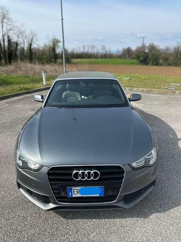 Usata Audi A5 Cabriolet S-Line 177 CV (130 kW) 2013 Grigio Cabrio