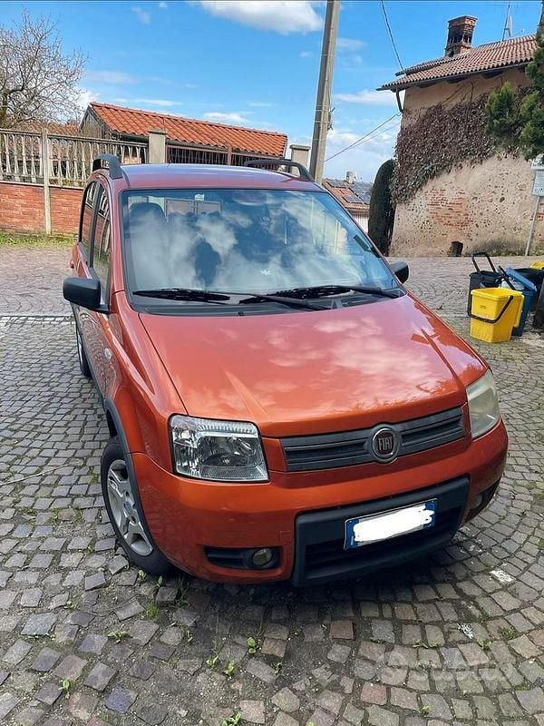 Usata Fiat Panda Climbing 77 CV (56 kW) 2008 Utilitaria
