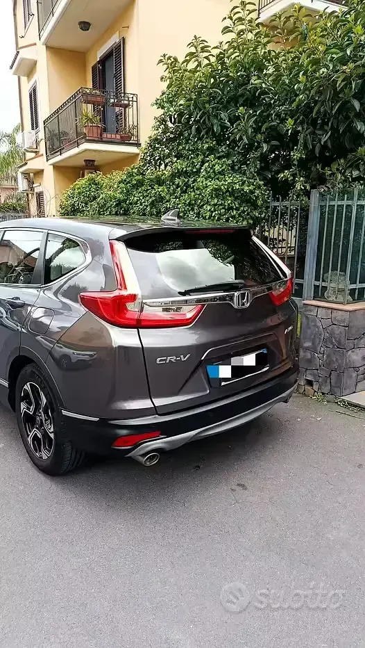 Usata Honda CR-V Elegance 2018 Grigio SUV