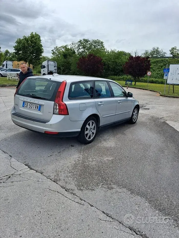 Usata Volvo V50 101 CV (74 kW) 2010 Grigio Station wagon