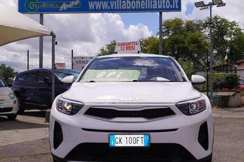 Bianco Usata 2022 Kia Stonic Urban SUV | 11.500 € (Ottimo prezzo) - Immagine 1/4