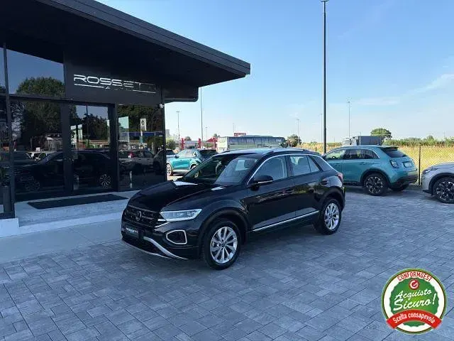 Usata VW T-Roc Style 116 CV (85 kW) 2025 Nero SUV