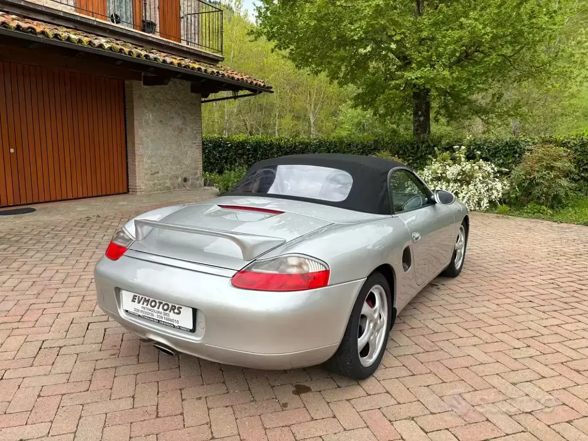 Usata Porsche Boxster 204 CV (150 kW) 1997 Grigio Cabrio