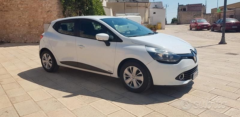 Usata Renault Clio IV 75 CV (55 kW) 2015 Bianco Berlina