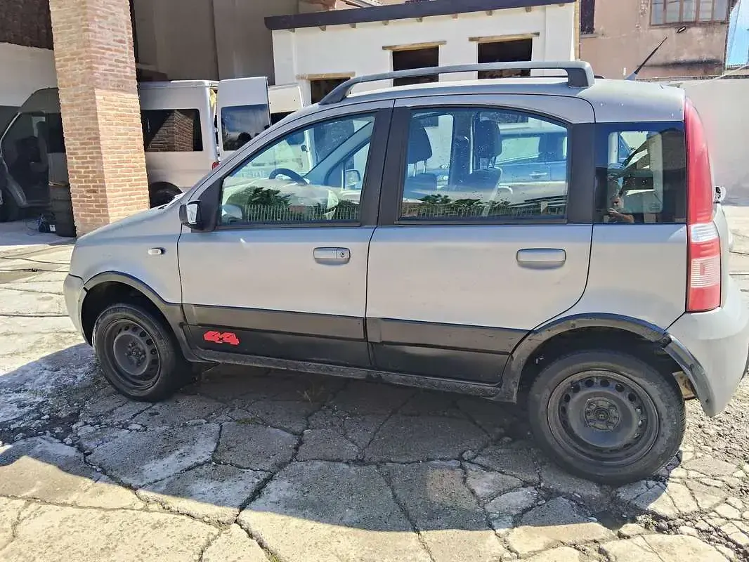 Usata Fiat Panda 4x4 60 CV (44 kW) 2005 Utilitaria