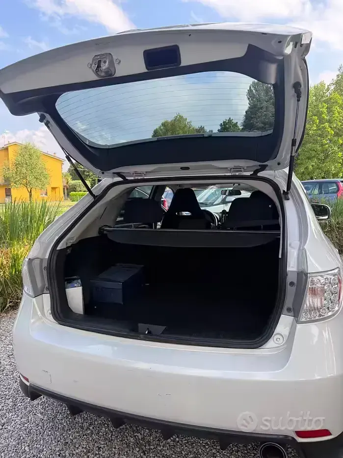 Usata Subaru Impreza Trend 150 CV (110 kW) 2010 Bianco Berlina
