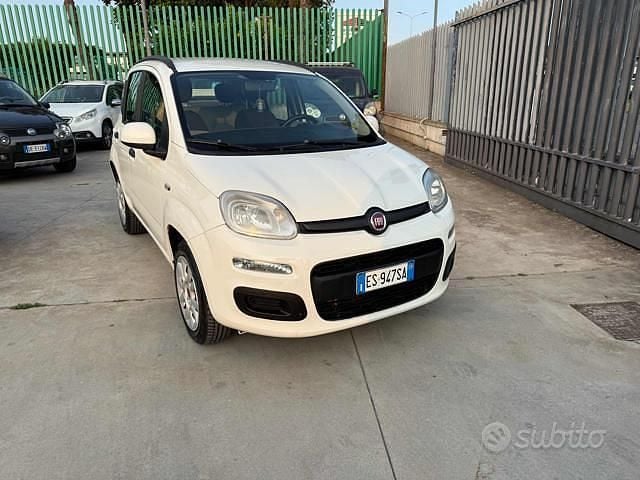 Usata Fiat Panda Lounge 85 CV (62 kW) 2014 Utilitaria