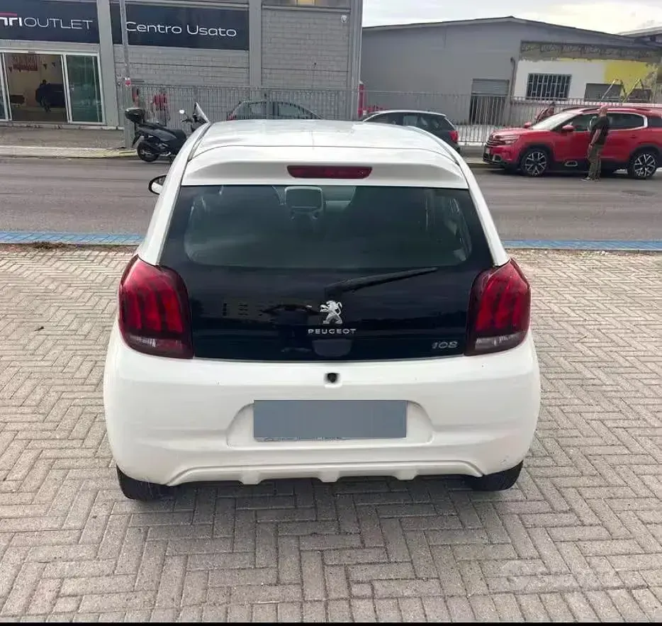 Usata Peugeot 108 69 CV (50 kW) 2016 Bianco Berlina