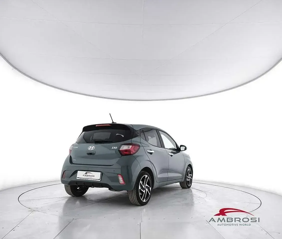 Usata Hyundai i10 Prime 67 CV (49 kW) 2024 Verde Utilitaria
