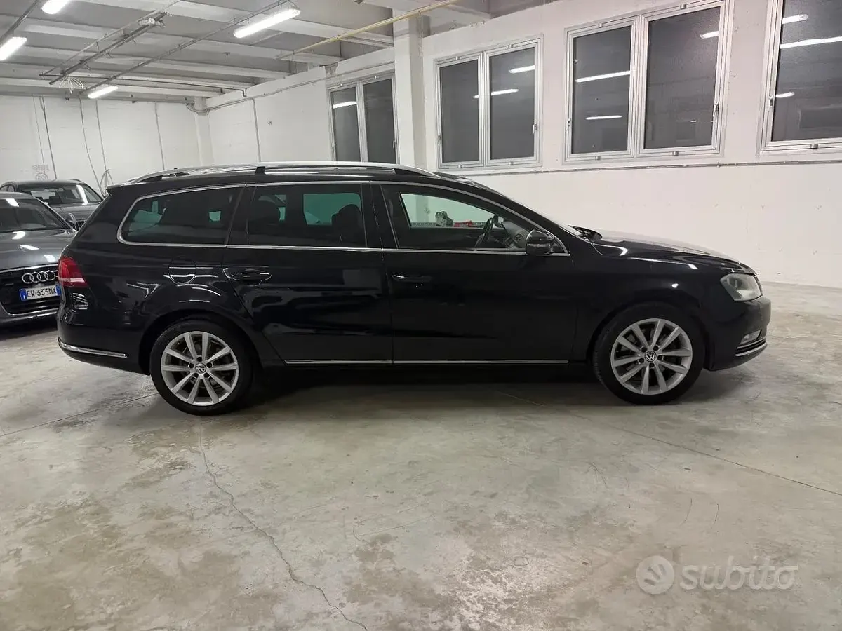 Usata VW Passat 140 CV (102 kW) 2013 Nero Station wagon