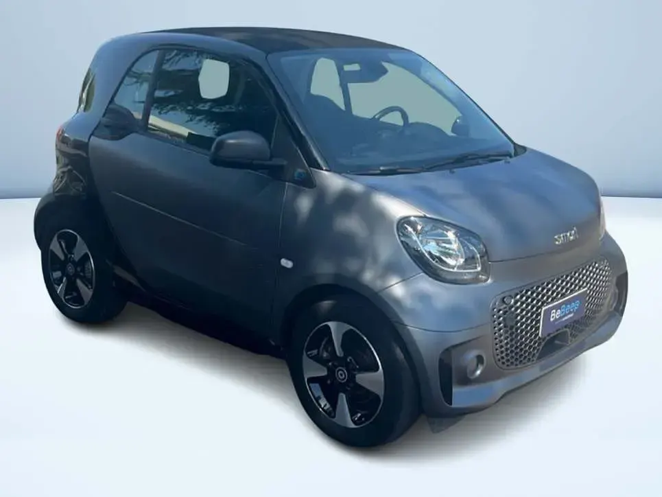 Usata Smart ForTwo Electric Drive Passion 41 kW (56 CV) 2022 Grigio Coupé