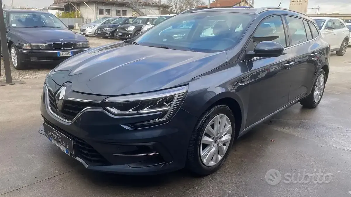 Usata Renault Mégane GrandTour Business 116 CV (85 kW) 2020 Grigio Station wagon