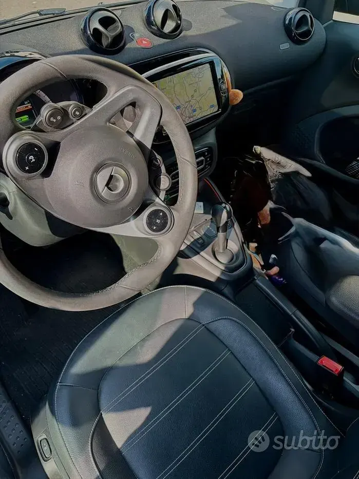 Usata Smart ForTwo Electric Drive 52 kW (71 CV) 2023 Nero Berlina