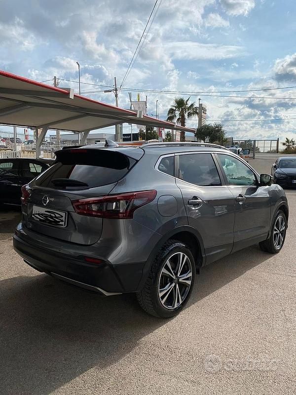 Usata Nissan Qashqai 116 CV (85 kW) 2020 Grigio SUV
