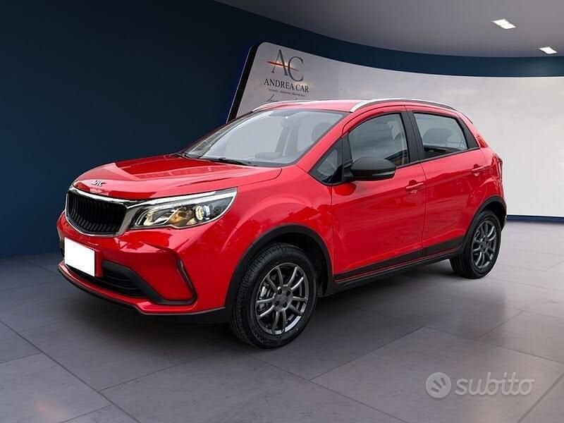 Usata EMC Wave 2 103 CV (75 kW) 2024 Rosso SUV