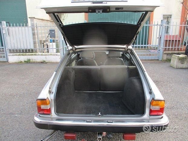 Usata Lancia Beta 102 CV (75 kW) 1983 Grigio Berlina