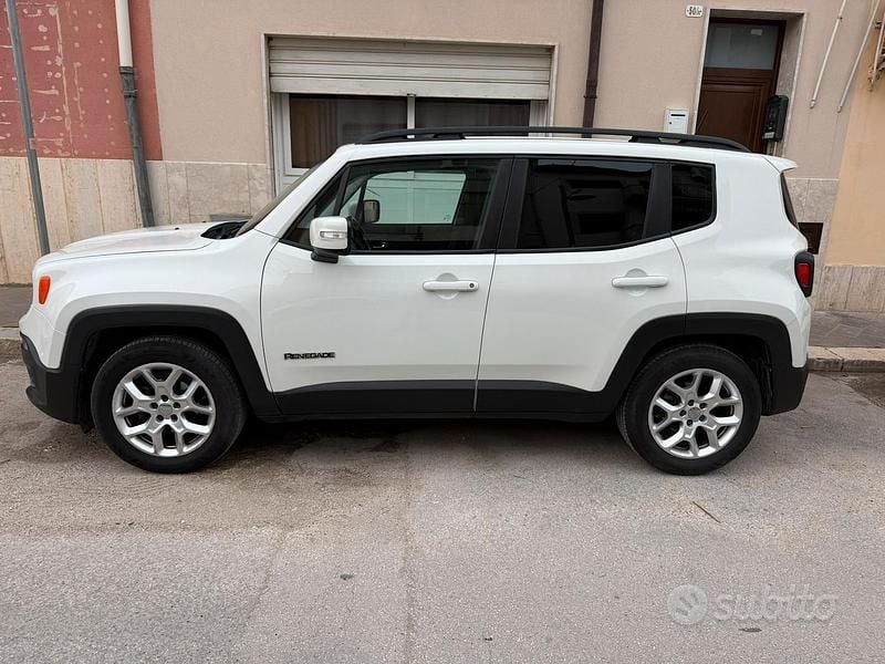 Usata Jeep Renegade Longitude 120 CV (88 kW) 2014 Bianco SUV