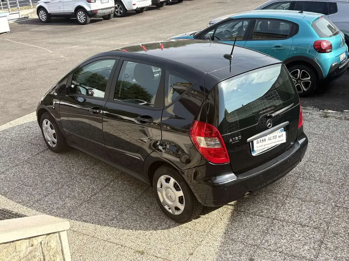 Usata Mercedes A160 95 CV (69 kW) 2011 Nero Utilitaria