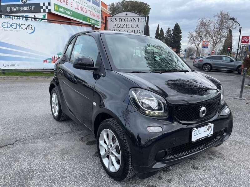 Nero Usata 2015 Smart ForTwo Coupé Passion Coupé | 12.900 € (Cara) - Immagine 1/4
