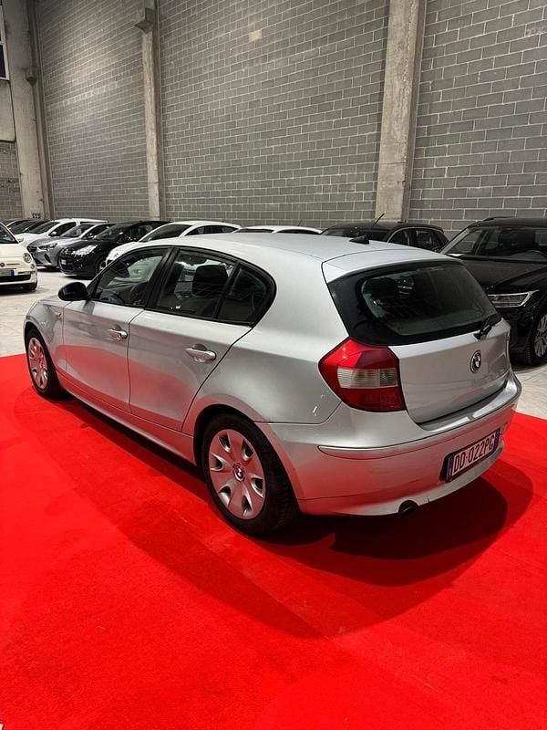 Usata BMW 116 116 CV (85 kW) 2006 Argento Utilitaria