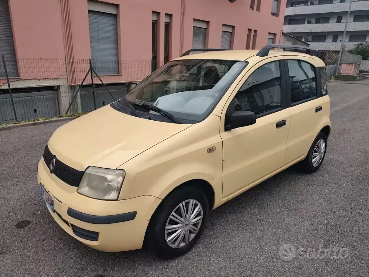 Usata Fiat Panda 54 CV (39 kW) 2004 Utilitaria