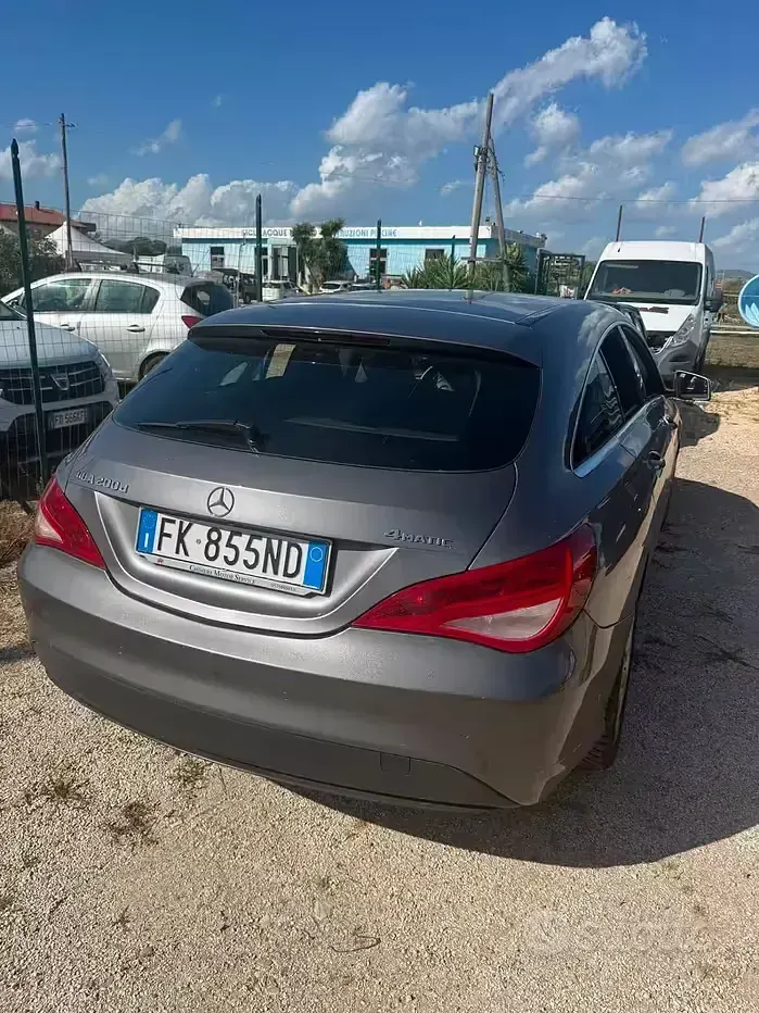 Usata Mercedes CLA200 Premium 136 CV (100 kW) 2017 Grigio Coupé