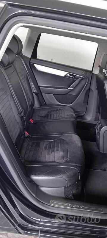 Usata VW Passat 140 CV (102 kW) 2011 Berlina