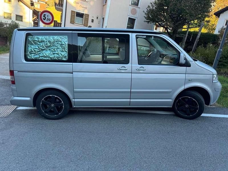 Usata VW T5 Comfortline 131 CV (96 kW) 2004 Argento Furgone