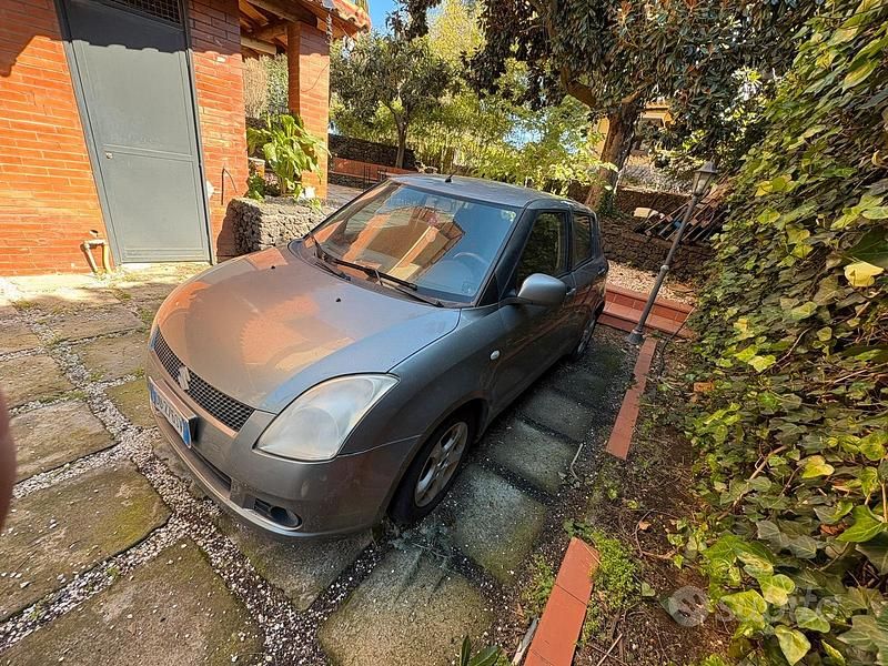 Brugt Suzuki Swift 69 HK (50 kW) 2007 Grå Hatchback