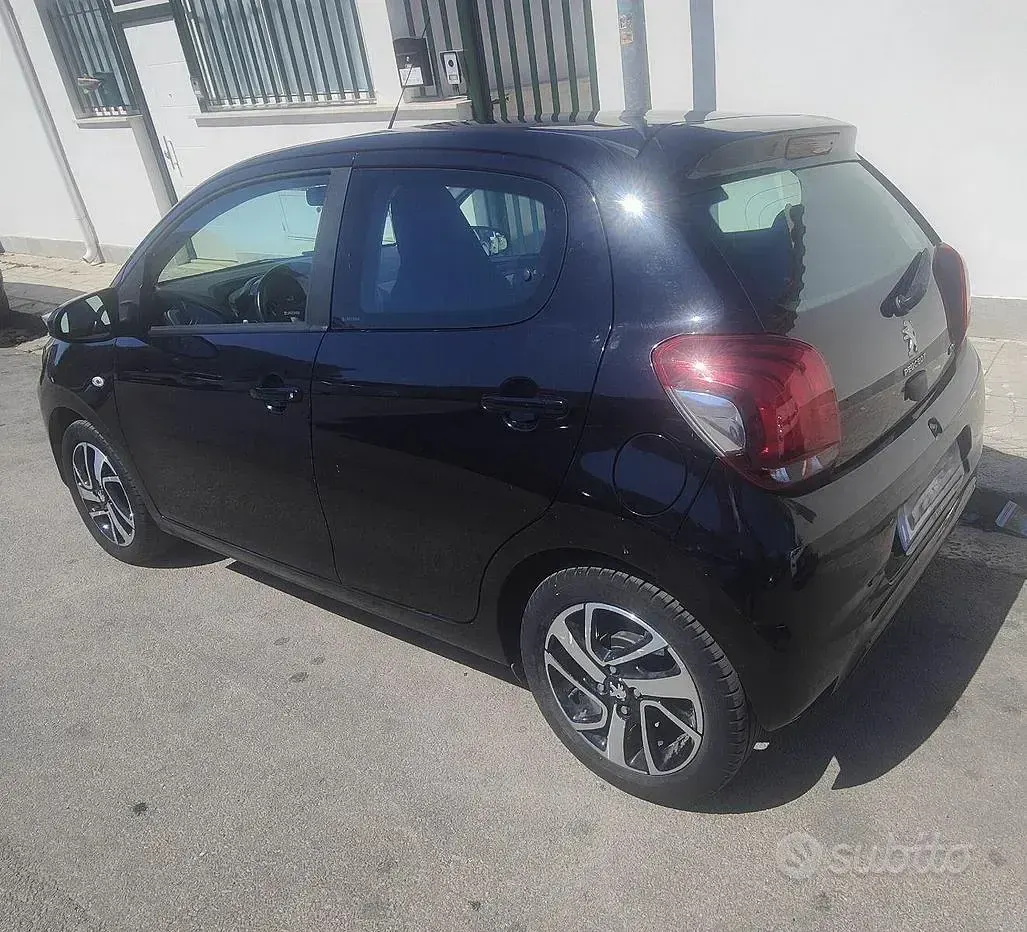 Usata Peugeot 108 72 CV (52 kW) 2020 Nero Berlina