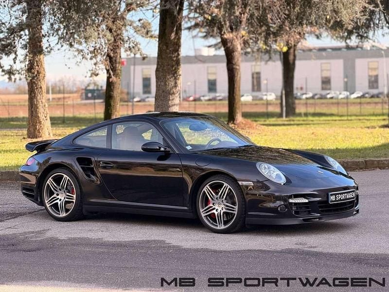 Nero basalto metalizzato Usata 2006 Porsche 911 Coupé | 83.000 € (Ottimo prezzo) - Immagine 1/4