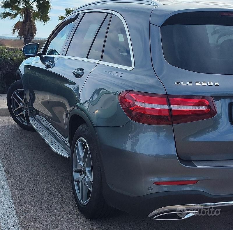 Usata Mercedes GLC250 204 CV (150 kW) 2020 Grigio SUV