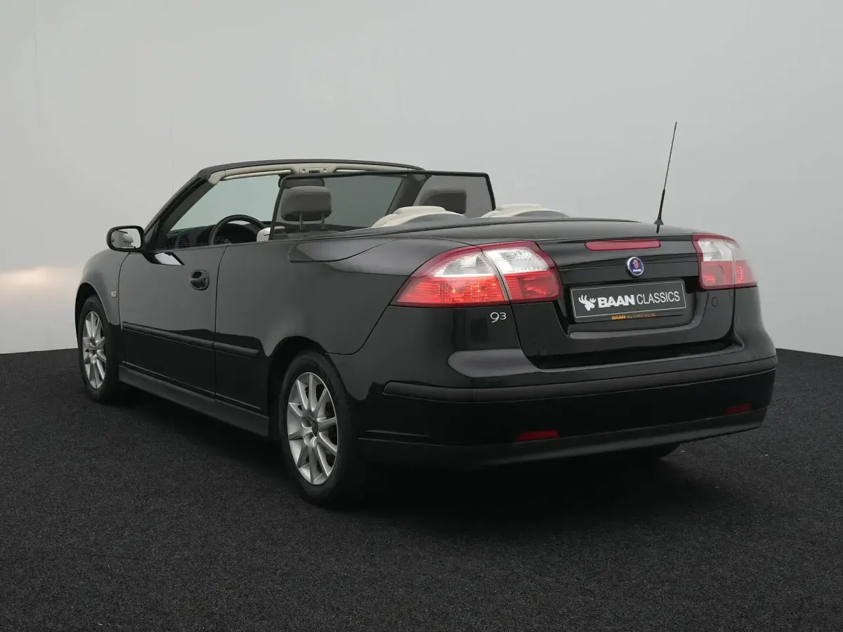 Usata Saab 9-3 175 CV (128 kW) 2005 Nero Cabrio