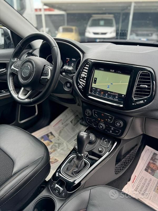 Usata Jeep Compass Limited 140 CV (102 kW) 2020 Grigio SUV