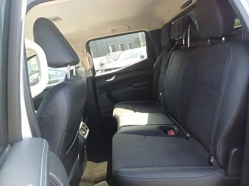 Usata Mercedes X350 258 CV (189 kW) 2019 Argento hightech Pick-up