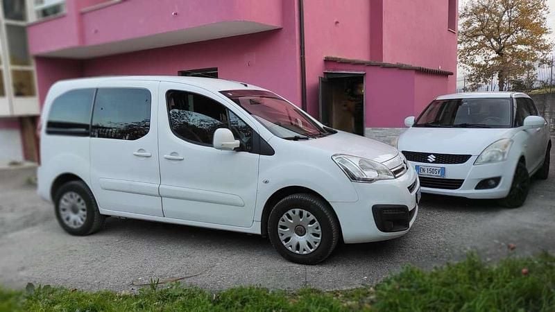 Usata Citroën Berlingo Feel 99 CV (72 kW) 2016 Monovolume