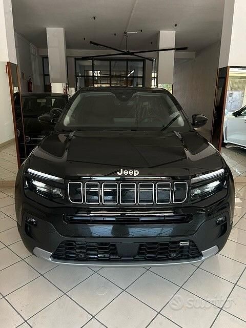 Usata Jeep Avenger Summit 101 CV (74 kW) 2024 Nero SUV