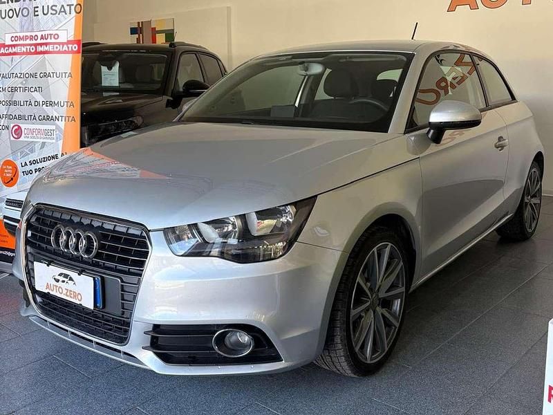 Usata Audi A1 Ambition 105 CV (77 kW) 2011 Argento Utilitaria