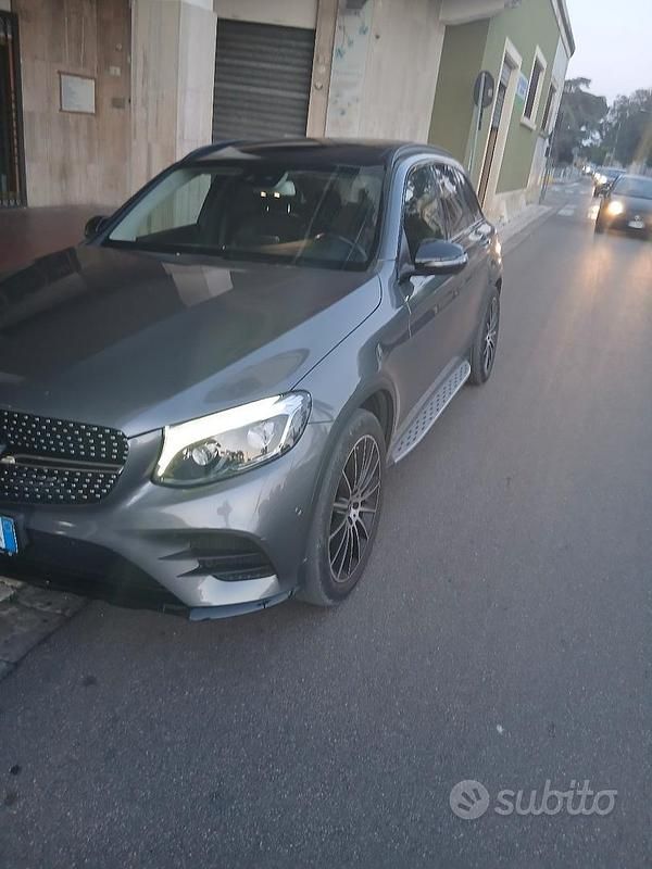 Usata Mercedes GLC250 204 CV (150 kW) 2019 Grigio SUV