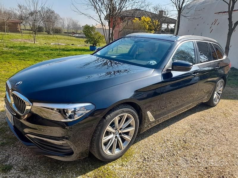 Usata BMW 520 Luxury Line 2018 Nero Station wagon