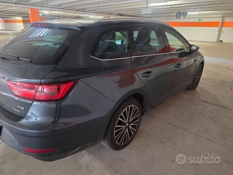 Gebraucht Seat Leon 130 PS (95 kW) 2019 Grau Kombi