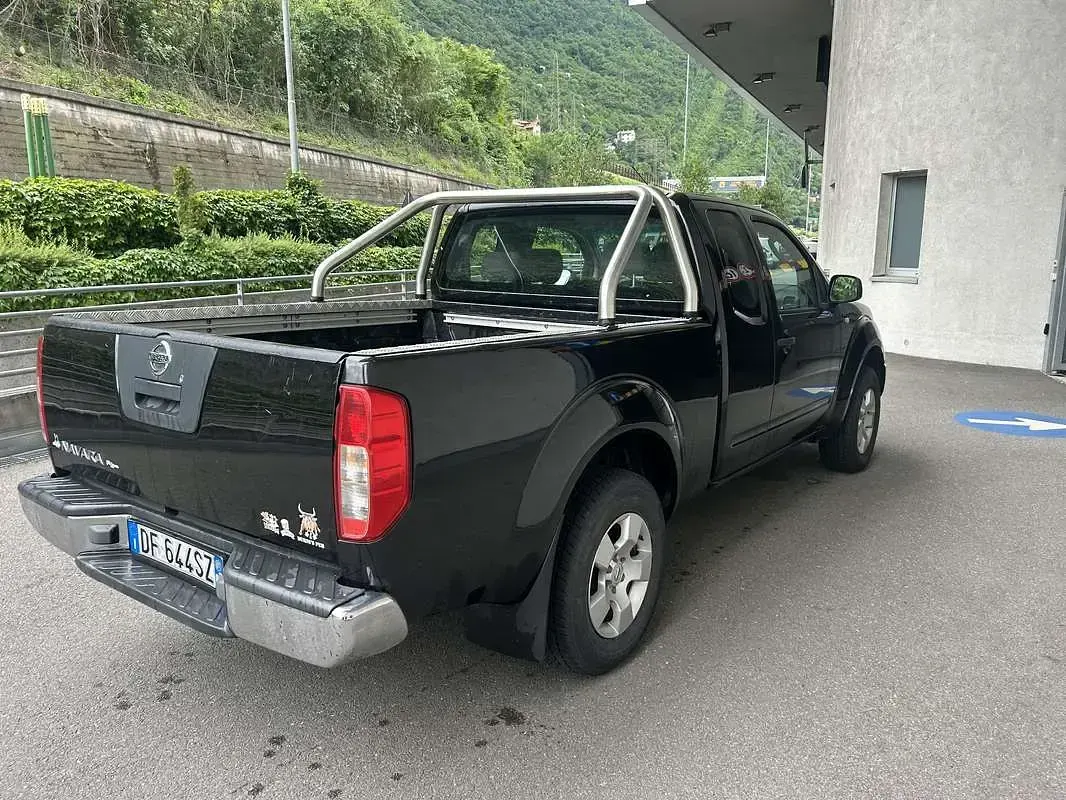 Usata Nissan Navara SE 171 CV (125 kW) 2007 Pick-up
